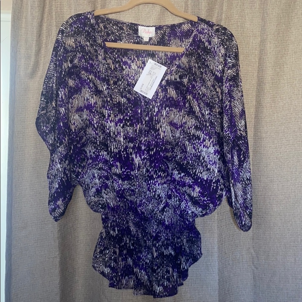 Parker 100% silk purple feather top with buttons